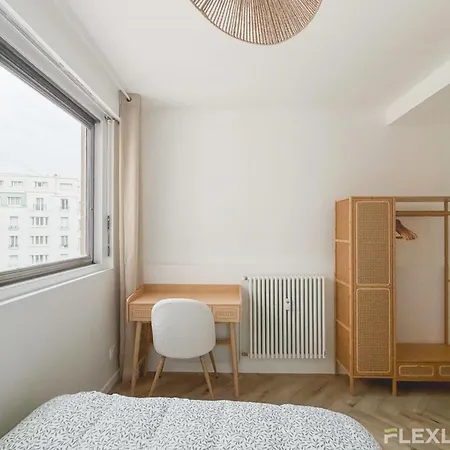 In Spacious T7 In 20 Holiday home Paris